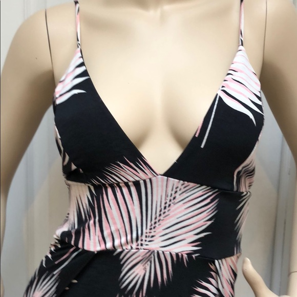 Last 1! GIRLY & FLIRTY SIDE SLIT MAXI DRESS - Picture 7 of 8